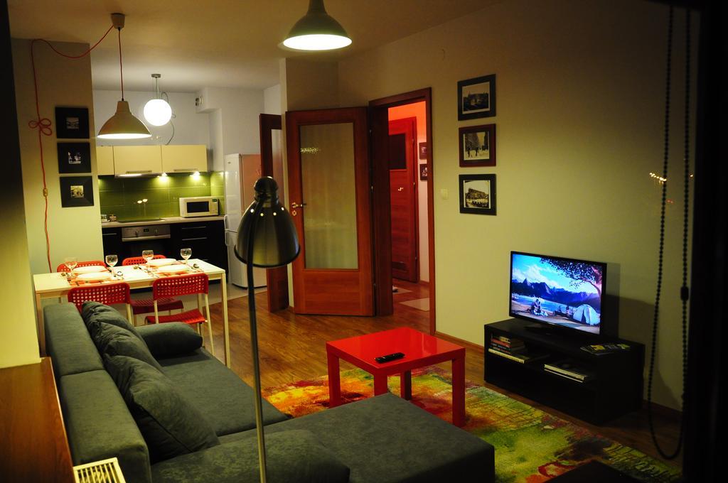 Color Apartment Krakow Bagian luar foto